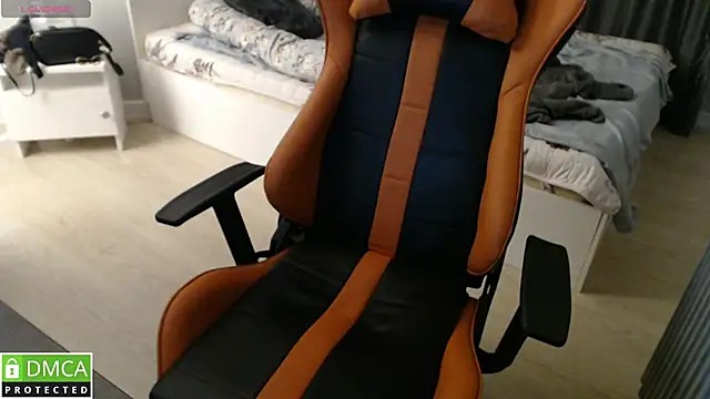 crystalyss online show from 03.15.25