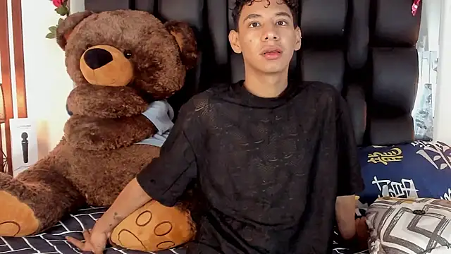 Amberr1 online show from 02.08.25