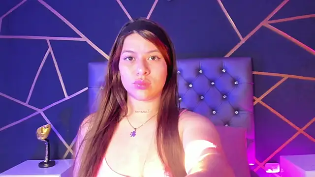 Hannah Jonhson online show from 01.23.25