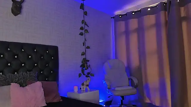 Hannah Jonhson online show from 01.25.25