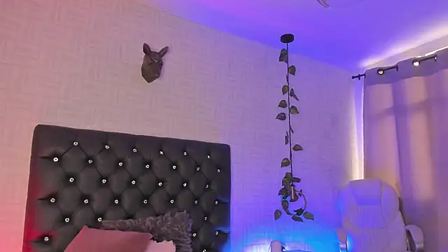 Hannah Jonhson online show from 01.29.25