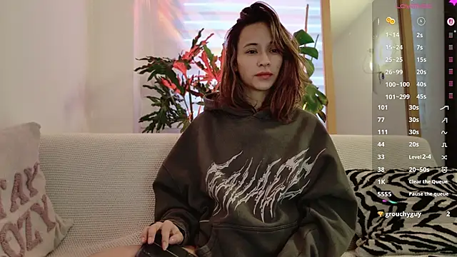 Snapshot of GerberaBlooms77 chatting on 03.25.26 GerberaBlooms77 online show from 03.25.26