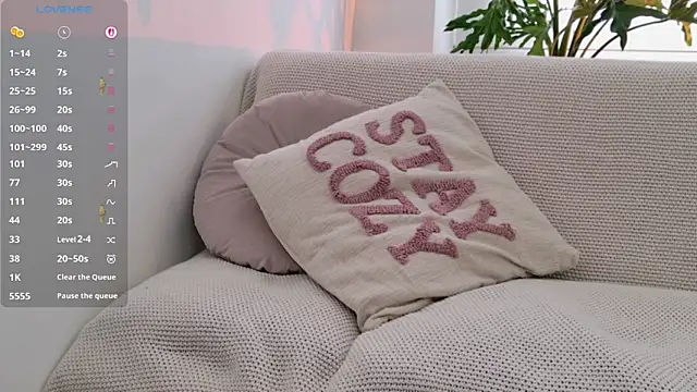 Snapshot of GerberaBlooms77 chatting on 03.26.26 GerberaBlooms77 online show from 03.26.26