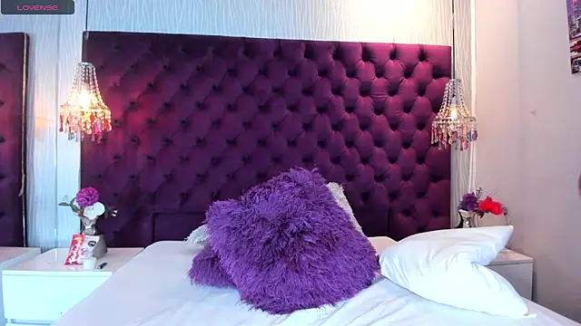 MeganCrow online show from 01.29.25