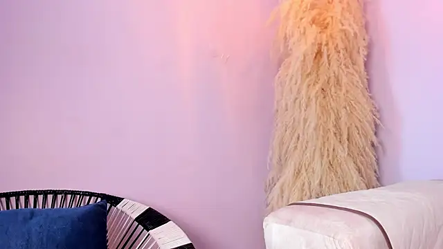 alana rossetti online show from 03.05.25