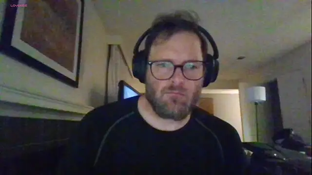 rrunner7718 online show from 09.17.25