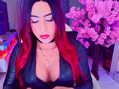 latexgoddes online show from 12.03.25