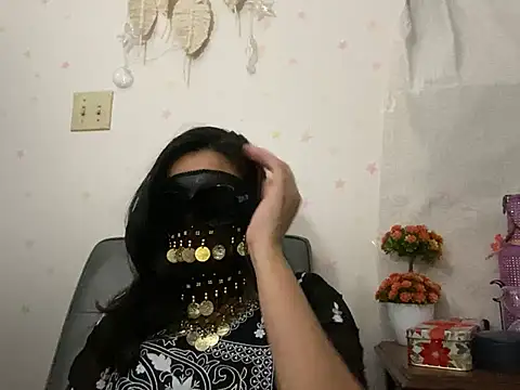 Snapshot of desiiiinigal chatting on 01.16.26 desiiiinigal online show from 01.16.26