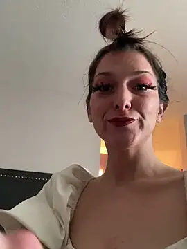 Snapshot of PhattPinxkTaco chatting on 03.02.25 PhattPinxkTaco online show from 03.02.25