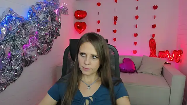 EmiliaBedy online show from 03.18.25