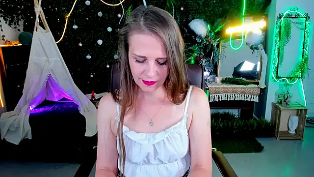 EmiliaBedy online show from 05.13.26