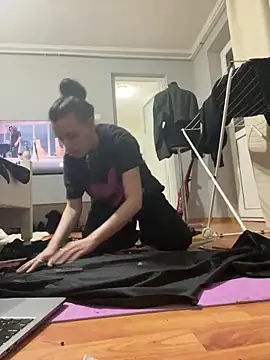 bunnythetailor online show from 02.11.26