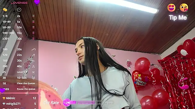 Snapshot of Sofii_cutee chatting on 02.14.25 Sofii cutee online show from 02.14.25