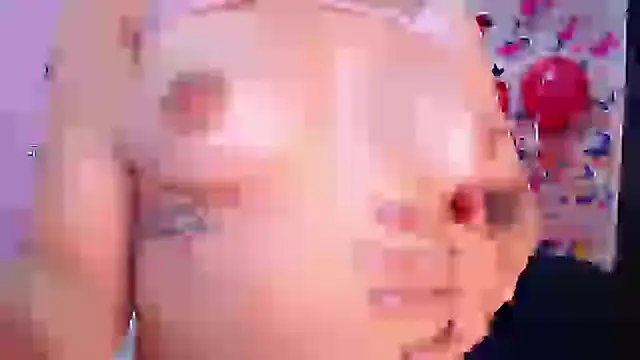 Snapshot of Sofii_cutee chatting on 02.25.25 Sofii cutee online show from 02.25.25