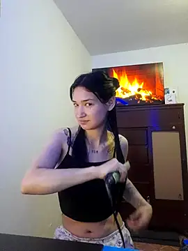 Snapshot of Sofii_cutee chatting on 11.11.25 Sofii cutee online show from 11.11.25