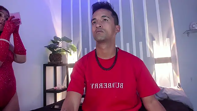 Nikki and Mayk online show from 11.19.25