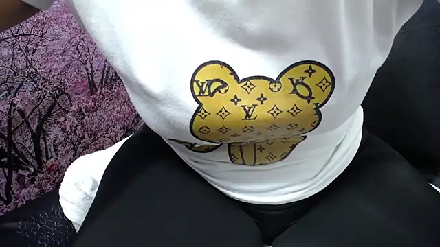 Snapshot of susy_pervertt chatting on 09.29.25 susy pervertt online show from 09.29.25