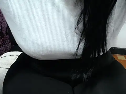 Snapshot of susy_pervertt chatting on 11.08.25 susy pervertt online show from 11.08.25