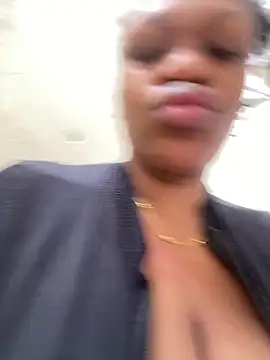 Boneca25 online show from 11.24.25