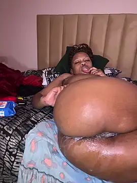 Boneca25 online show from 03.27.26