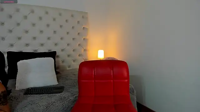 Snapshot of esmeralda06 chatting on 02.07.25 esmeralda06 online show from 02.07.25