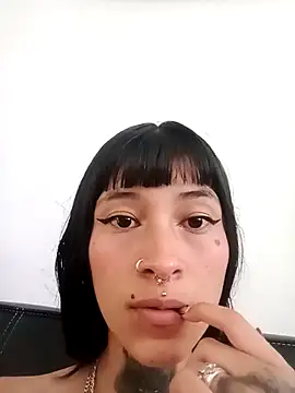 Snapshot of esmeralda06 chatting on 10.01.25 esmeralda06 online show from 10.01.25