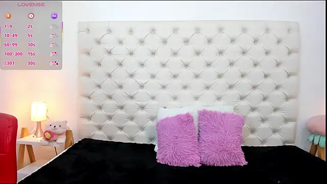 Snapshot of esmeralda06 chatting on 11.12.25 esmeralda06 online show from 11.12.25