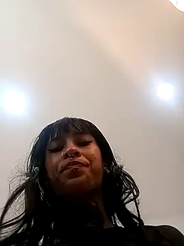 Snapshot of esmeralda06 chatting on 12.15.25 esmeralda06 online show from 12.15.25