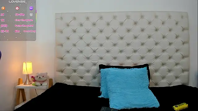 Snapshot of esmeralda06 chatting on 02.11.26 esmeralda06 online show from 02.11.26