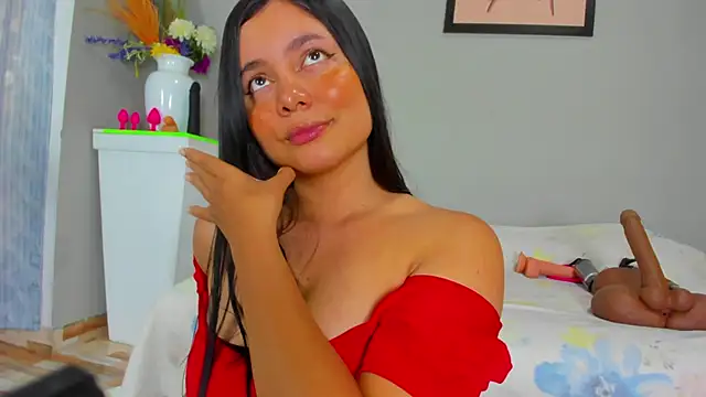 Snapshot of evaa_greey chatting on 11.21.25 evaa greey online show from 11.21.25