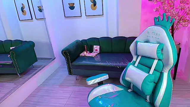 Milu ballmer online show from 02.08.25