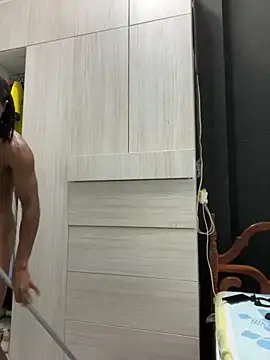 Snapshot of SlykaandpettterX chatting on 11.06.25 SlykaandpettterX online show from 11.06.25