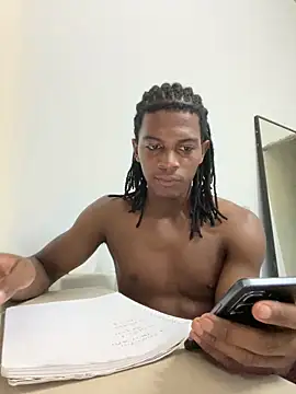 Snapshot of SlykaandpettterX chatting on 11.25.25 SlykaandpettterX online show from 11.25.25