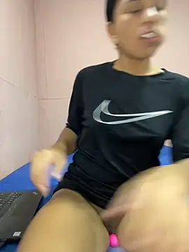 HeatherCobs online show from 11.29.25