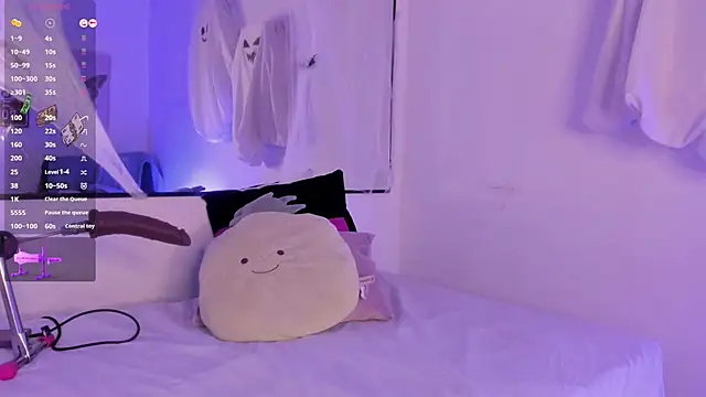 AnaChernova online show from 10.27.25