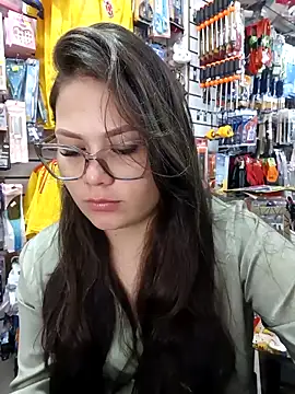 Vale Saenzz online show from 03.28.26