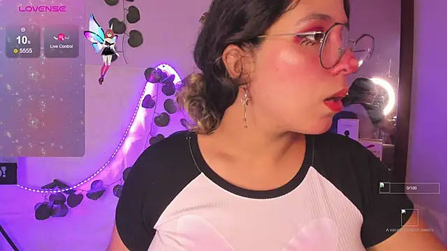 Snapshot of Ludovica6669 chatting on 11.14.25 Ludovica6669 online show from 11.14.25