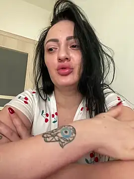 RaisaSalvi online show from 02.26.25