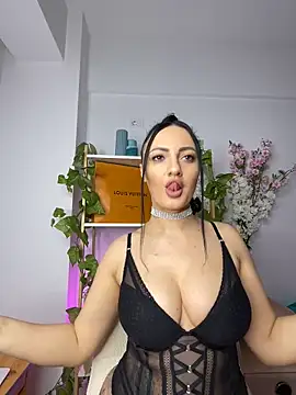 RaisaSalvi online show from 03.22.25