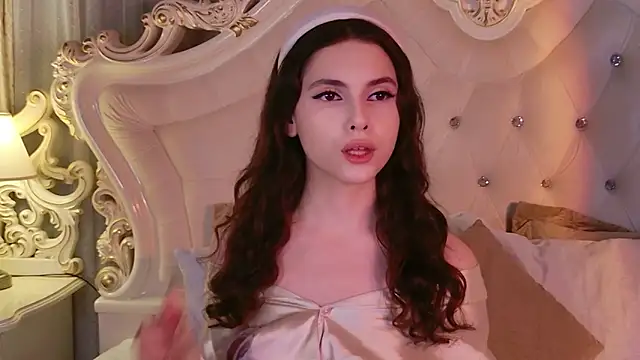 Snapshot of GIGI_DAV chatting on 11.10.25 GIGI DAV online show from 11.10.25