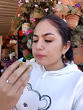 Snapshot of nana_1234 chatting on 09.10.25 nana 1234 online show from 09.10.25