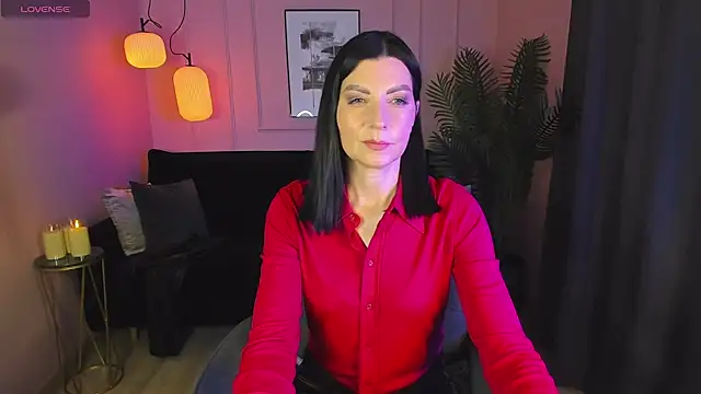 MonicaCheerful online show from 02.16.25