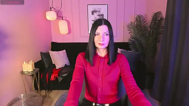 MonicaCheerful online show from 02.22.25