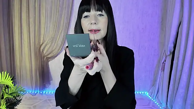 MonicaCheerful online show from 12.17.25