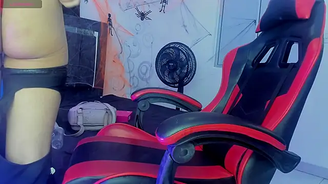 Nicol TransGirl online show from 10.30.25