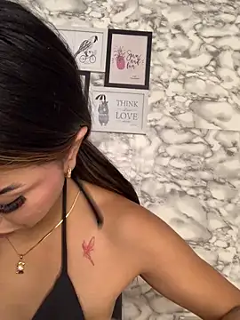 Miss karol online show from 04.04.26