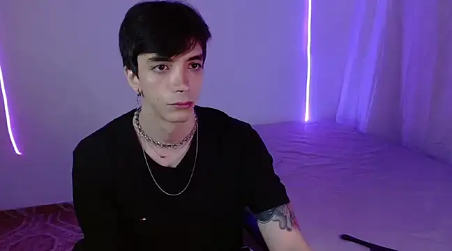 H3ll B0I online show from 02.02.25