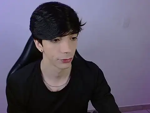 Snapshot of H3ll_B0I chatting on 01.07.26 H3ll B0I online show from 01.07.26