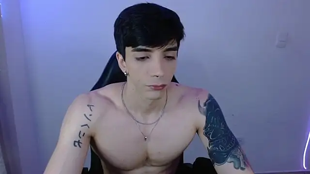 H3ll B0I online show from 02.21.26