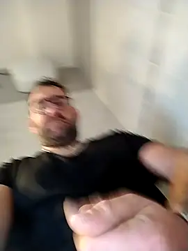 Snapshot of Hardasanut chatting on 11.08.25 Hardasanut online show from 11.08.25